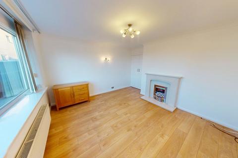 undefined, Priory Close, Bradford BD16