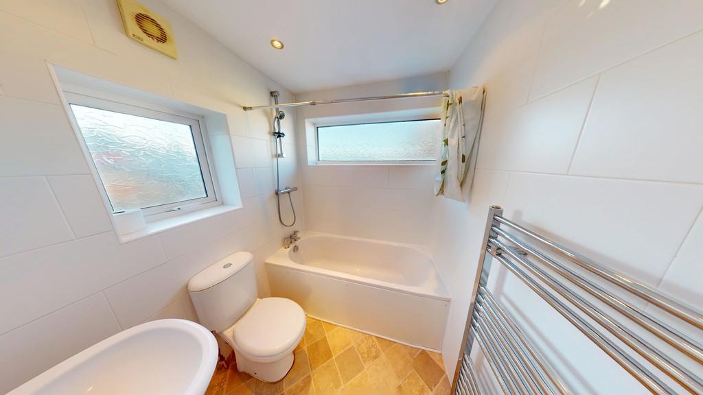 15-Priory-Close-01052026 124325