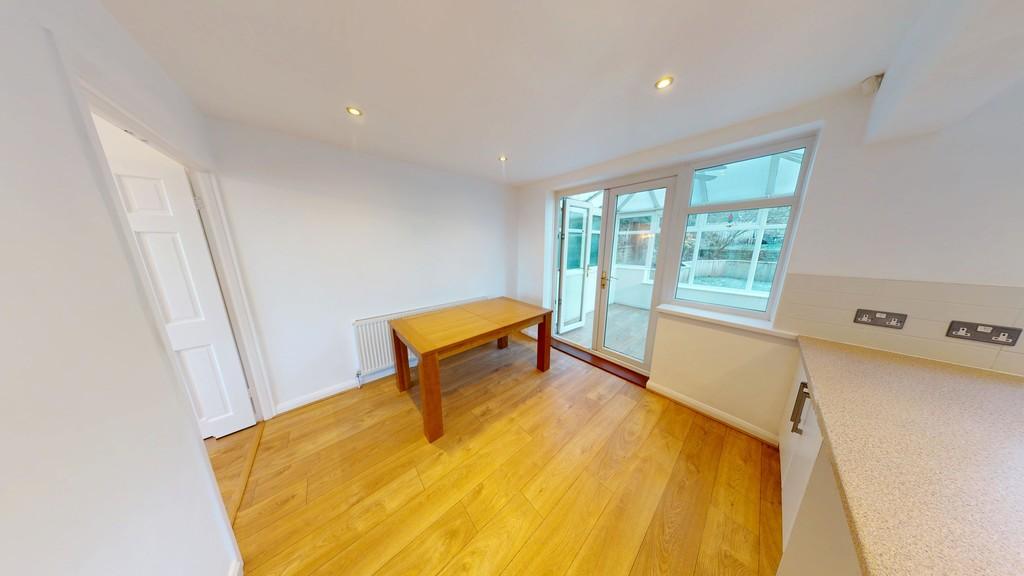 15-Priory-Close-01052026 123542