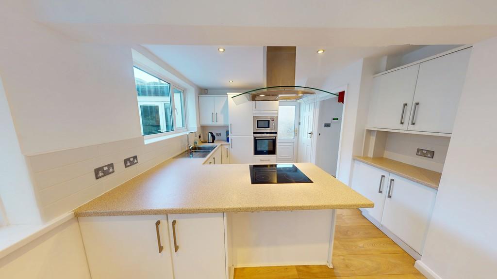 15-Priory-Close-01052026 123603
