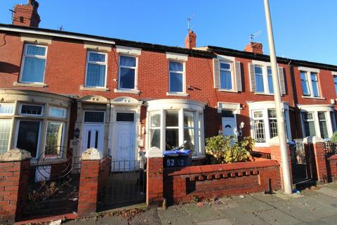 1 bedroom ground floor flat to rent, Condor Grove, Blackpool