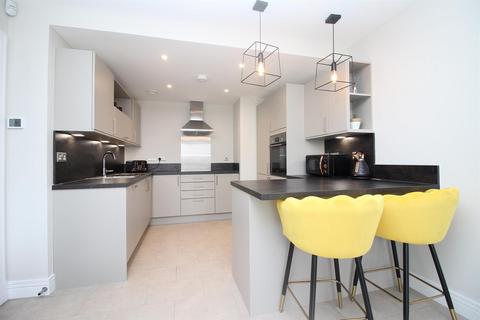 1 bedroom apartment for sale, Ferniesyde Court, Larbert FK2