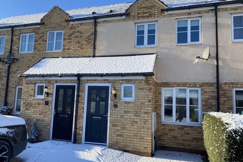 2 bedroom terraced house to rent, Siskin Close, Herts SG8