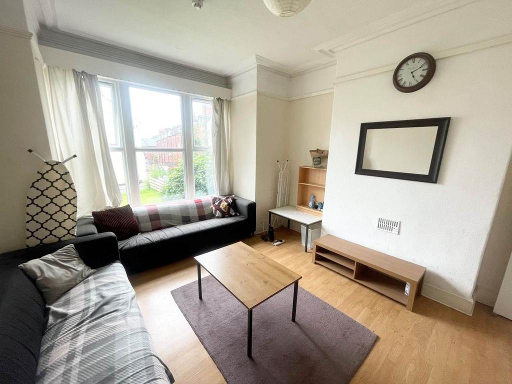 Living Room (1)