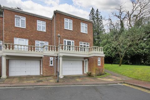 3 bedroom end of terrace house for sale, Carlton Crescent, Tunbridge Wells TN1