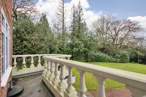 3 bedroom end of terrace house for sale, Carlton Crescent, Tunbridge Wells TN1
