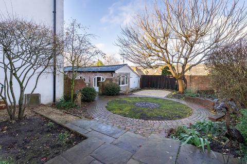 undefined, Guildford Road, Westcott