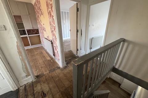3 bedroom terraced house for sale, Granville Avenue, London N9