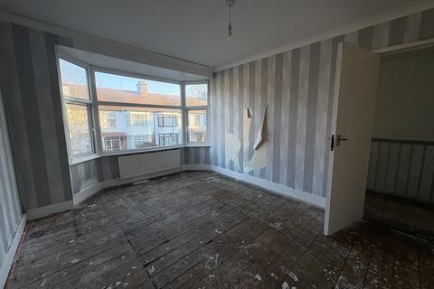 3 bedroom terraced house for sale, Granville Avenue, London N9