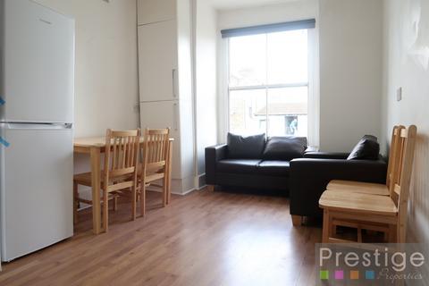 2 bedroom flat to rent, Homerton High Street, London E9