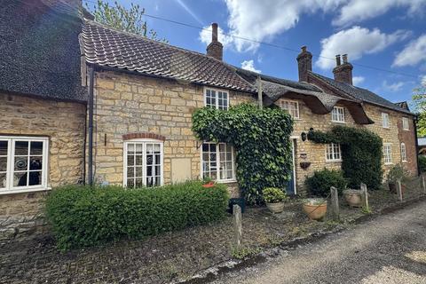 3 bedroom cottage for sale, Church Lane, Waltham On The Wolds