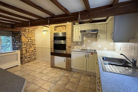 3 bedroom cottage for sale, Church Lane, Waltham On The Wolds
