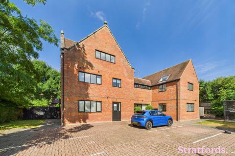 undefined, Newport Road, Woolstone, MK15