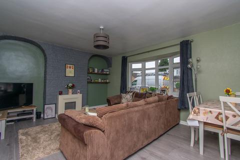 3 bedroom semi-detached house for sale, Westmorland Avenue, Wigston LE18