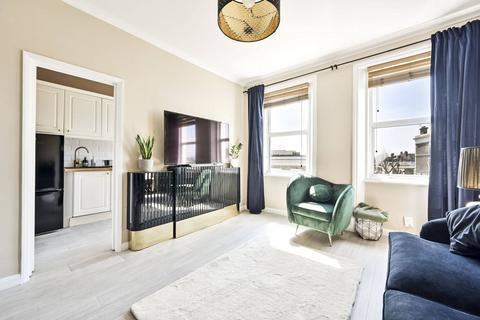 1 bedroom flat to rent, Barons Court Road, Barons Court, London, W14