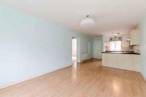 2 bedroom flat for sale, Taffy's How, Mitcham, CR4
