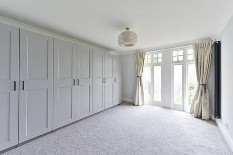 2 bedroom flat to rent, Arterberry Road, Wimbledon, London, SW20