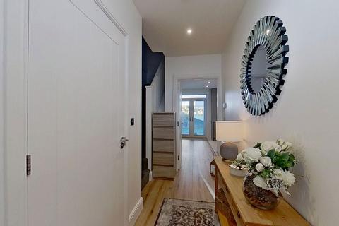 4 bedroom semi-detached house for sale, Kiln Close, Deal CT14