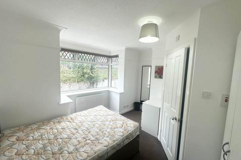 1 bedroom in a house share to rent, Burley Road (Room 1), West Yorkshire LS4