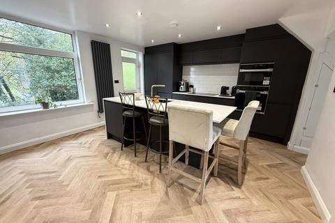 3 bedroom end of terrace house for sale, Harehill Avenue, Todmorden