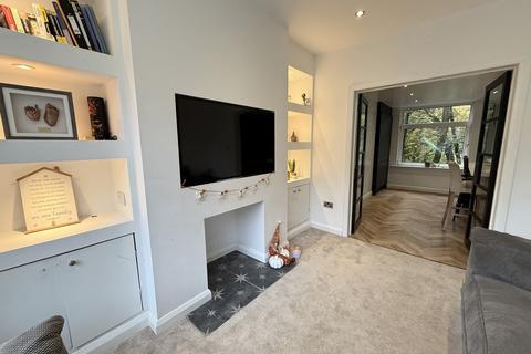3 bedroom end of terrace house for sale, Harehill Avenue, Todmorden