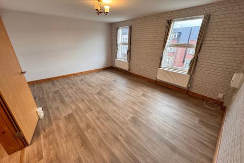 Studio to rent, Heavitree Road, Exeter, EX1