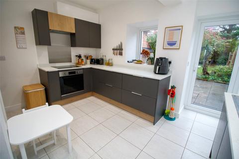 2 bedroom terraced house to rent, Highfield Road, Birmingham B28