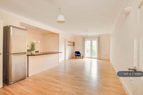 1 bedroom flat to rent, Albany House, Chatham, ME4