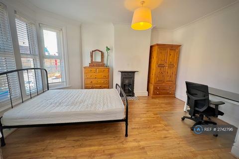 undefined, College Avenue, Bristol, BS16