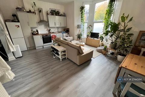 1 bedroom flat to rent, Alconbury Road, London, E5