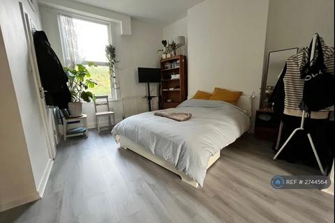 1 bedroom flat to rent, Alconbury Road, London, E5