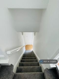 2 bedroom terraced house to rent, Lockwood, Huddersfield, HD1