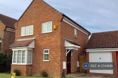 4 bedroom detached house to rent, Derwent Close, St. Ives, PE27