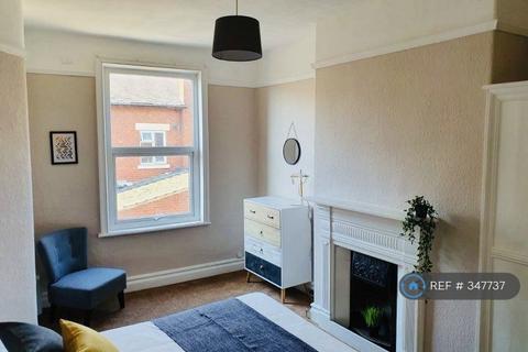 1 bedroom in a house share to rent, Winston Gardens, Leeds, LS6