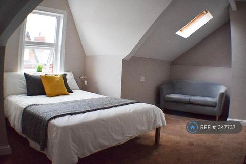 1 bedroom in a house share to rent, Winston Gardens, Leeds, LS6