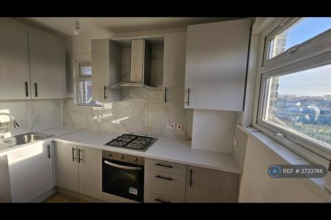 2 bedroom flat to rent, Plashet Road, London, E13