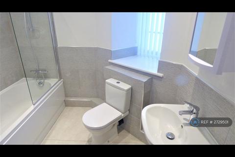 1 bedroom flat to rent, Livingstone Place, St. Asaph, LL17