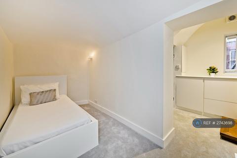 2 bedroom flat to rent, Belsize Park, London, NW3