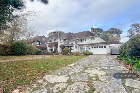4 bedroom flat to rent, East Avenue, Bournemouth, BH3