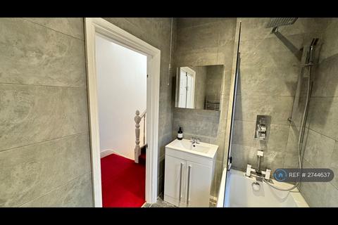 1 bedroom flat to rent, Holberton Gardens, London, NW10