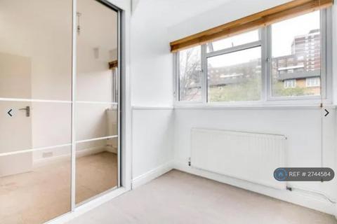 3 bedroom flat to rent, Charcroft Court, London, W14