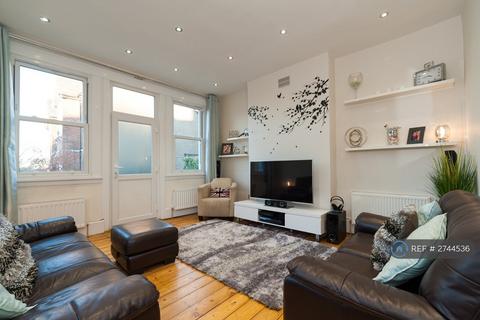 1 bedroom flat to rent, Charlton Road, London, SE3