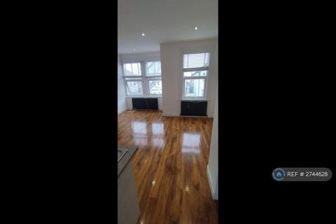undefined, Fleetwood Avenue, Westcliff-On-Sea, SS0