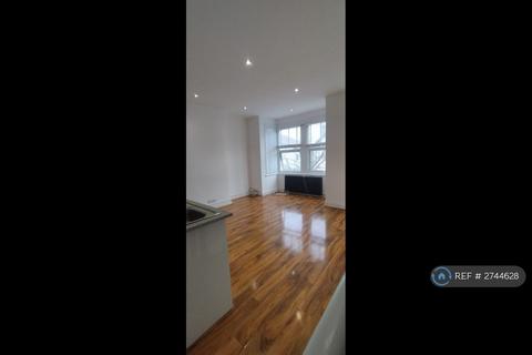 undefined, Fleetwood Avenue, Westcliff-On-Sea, SS0