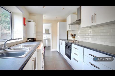 4 bedroom terraced house to rent, Victoria Park, Fishponds, Bristol, BS16
