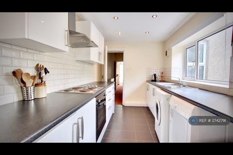 4 bedroom terraced house to rent, Victoria Park, Fishponds, Bristol, BS16