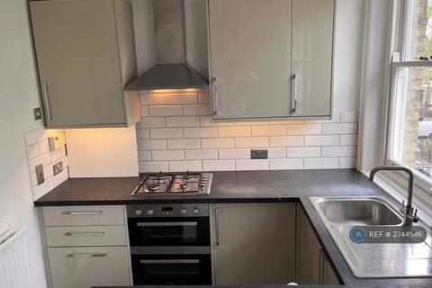 undefined, St. Andrews Square, Surbiton, KT6