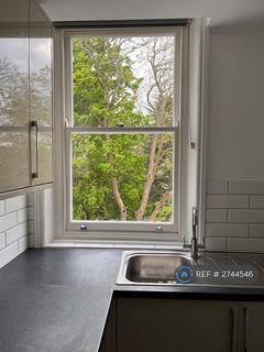 undefined, St. Andrews Square, Surbiton, KT6
