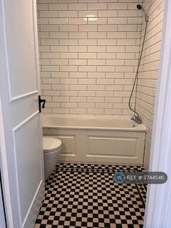 undefined, St. Andrews Square, Surbiton, KT6
