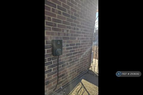 2 bedroom semi-detached house to rent, Blackhall Road, Cambridge, CB4